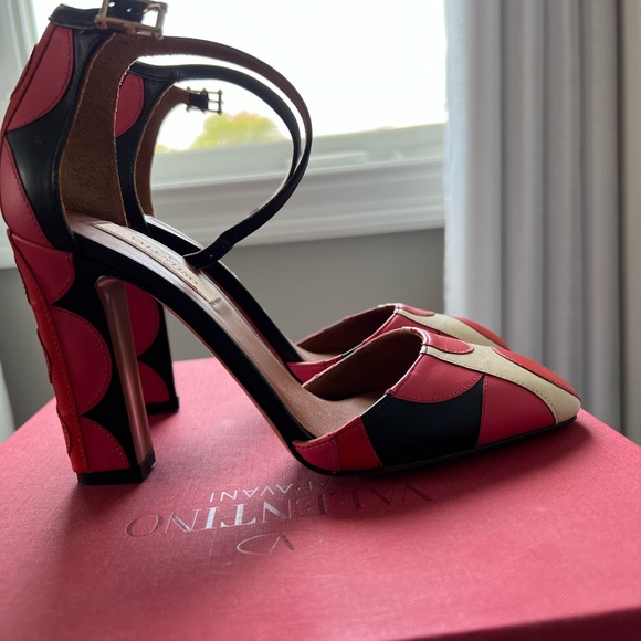 Valentino Garavanni size 37 - Picture 2 of 5